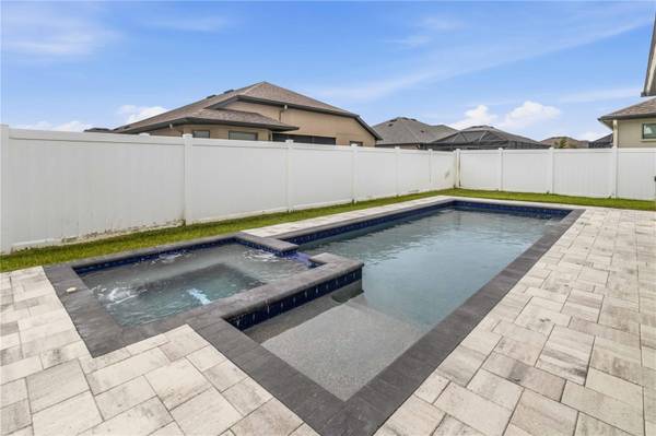 4028 SALIDA DELSOL DR, Sun City Center, FL 33573