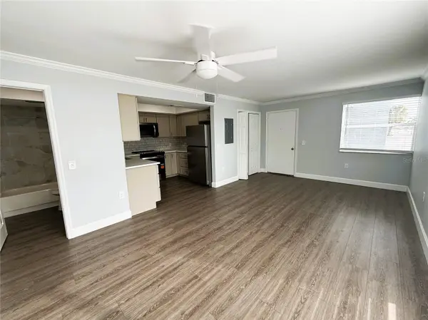 1859 SHORE DR S #101, South Pasadena, FL 33707