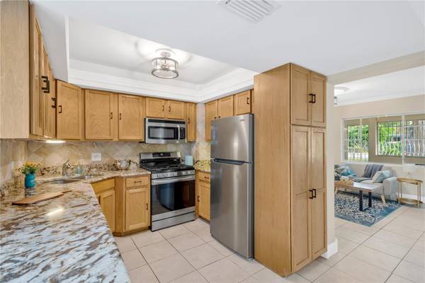 3501 W PRICE AVE, Tampa, FL 33611