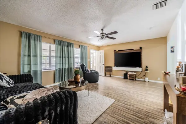 506 THOMAS AVE, Frostproof, FL 33843