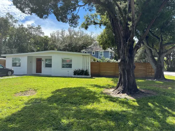2822 W LEILA AVE, Tampa, FL 33611