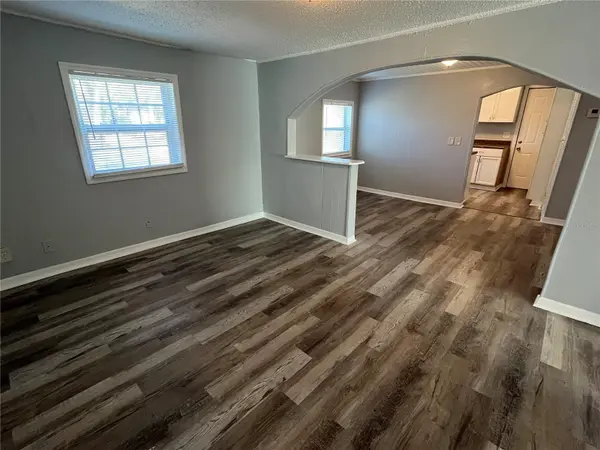 11 SW 7TH AVE, Ocala, FL 34475