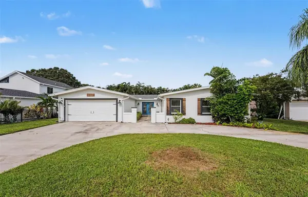 3936 E EDEN ROC CIR #1, Tampa, FL 33634