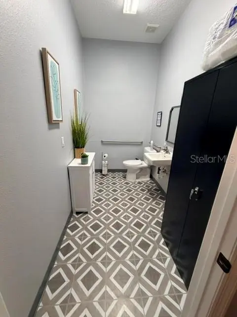 320 S SPRING GARDEN AVE #k, Deland, FL 32720