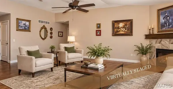 1873 Appleton CT, Maryville, IL 62062