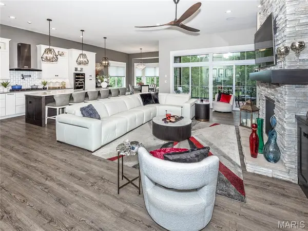 6312 Shelton CT, Maryville, IL 62062