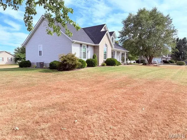 200 N Columbus ST, Montgomery, MO 63361