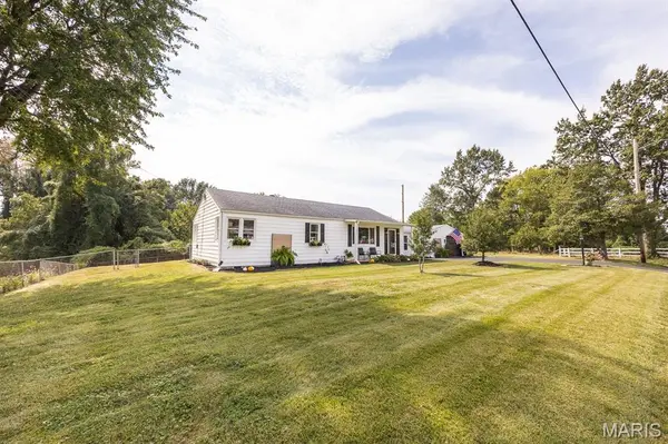 211 3rd ST, Collinsville, IL 62234