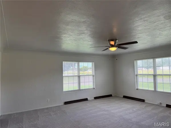 1501 Muskopf PL, Dupo, IL 62239