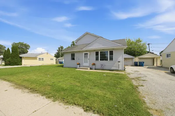 4203 Southwest HWY, Hometown, IL 60456