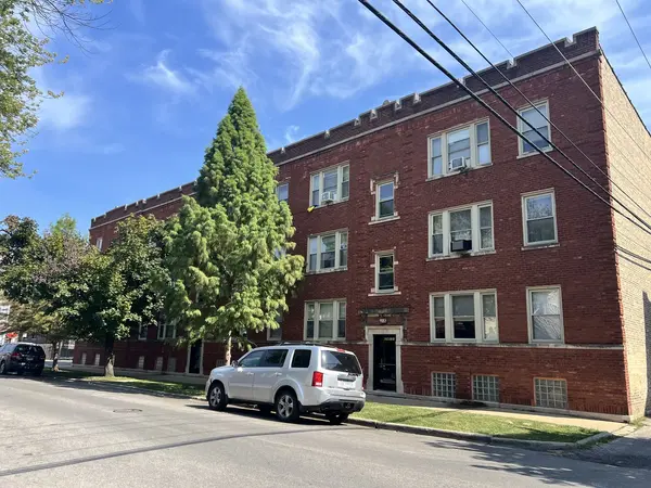 2749 N Monticello AVE #1, Chicago, IL 60647