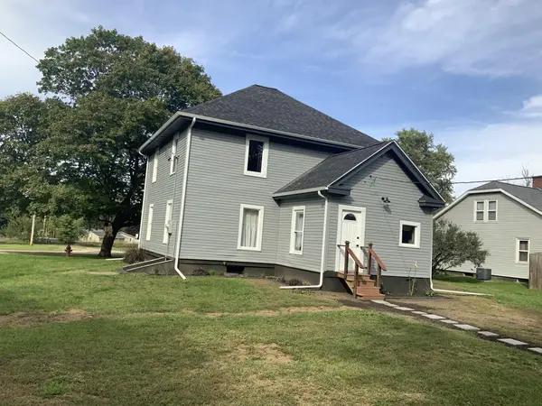 309 W Commercial ST, Neponset, IL 61345