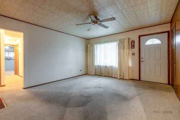 2717 Sunset AVE, Waukegan, IL 60087