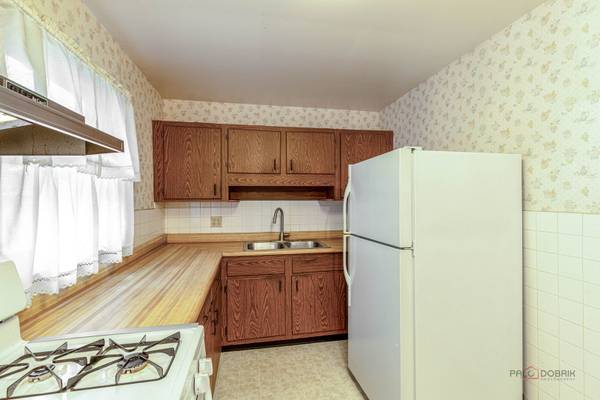 2717 Sunset AVE, Waukegan, IL 60087