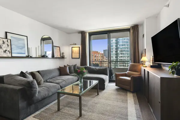1101 S State ST #H2101, Chicago, IL 60605