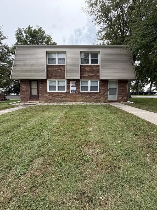 1501 Hovey AVE, Normal, IL 61761