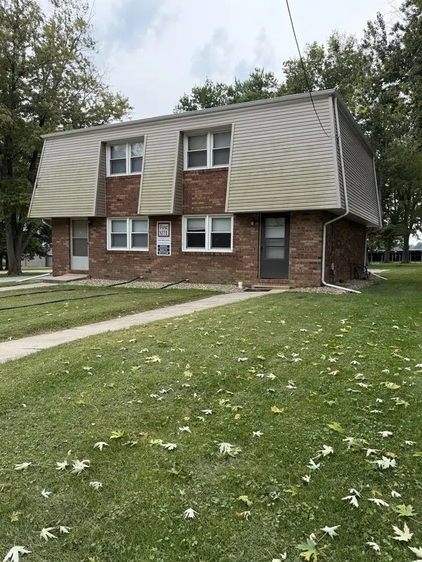 1501 Hovey AVE, Normal, IL 61761