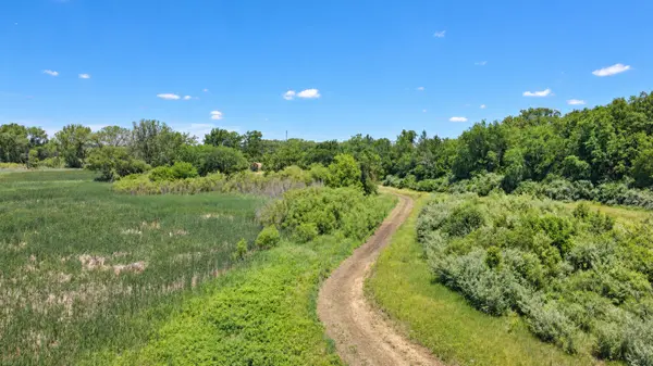 0000 Norris RD, Sugar Grove, IL 60554