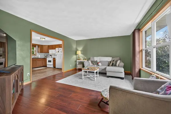524 Merilot DR, Roscoe, IL 61073
