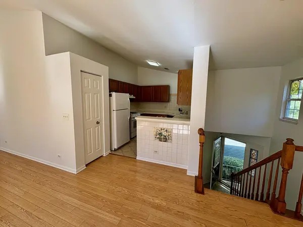 730 Ripple Brook LN, Elgin, IL 60120