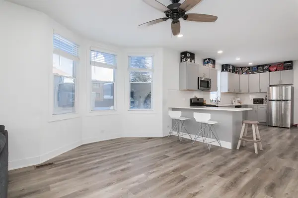 4055 Prairie AVE #1, Schiller Park, IL 60176