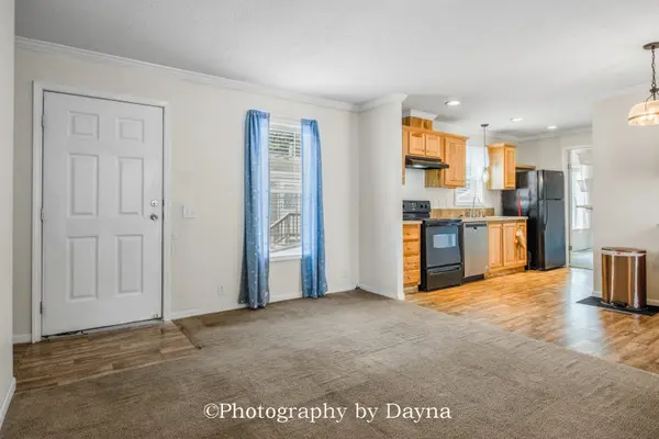 97 Big Chief DR, Bourbonnais, IL 60914