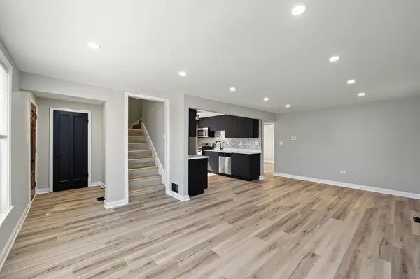 11256 S Avenue L, Chicago, IL 60617