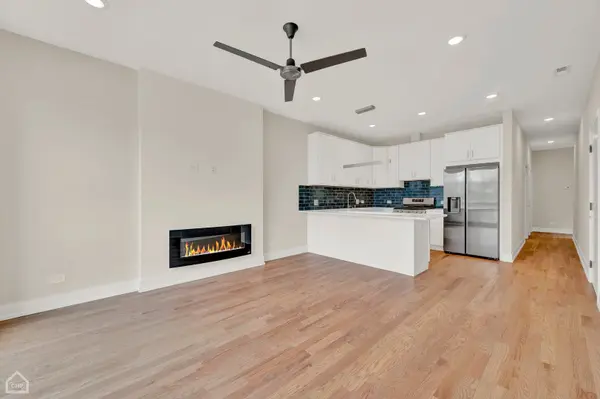 4611 S Saint Lawrence AVE #2, Chicago, IL 60653