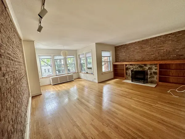 6631 N Glenwood AVE #1N, Chicago, IL 60626