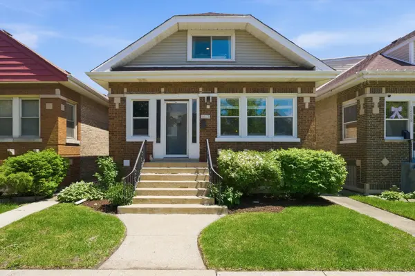 1423 Ridgeland AVE, Berwyn, IL 60402