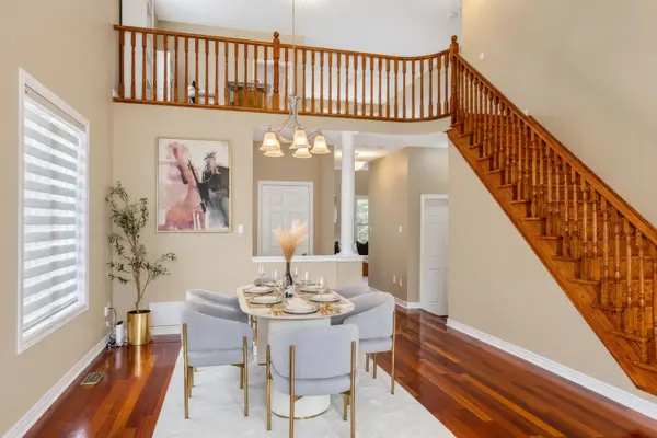 134 Kingshill RD, Richmond Hill, ON L4E 4W9