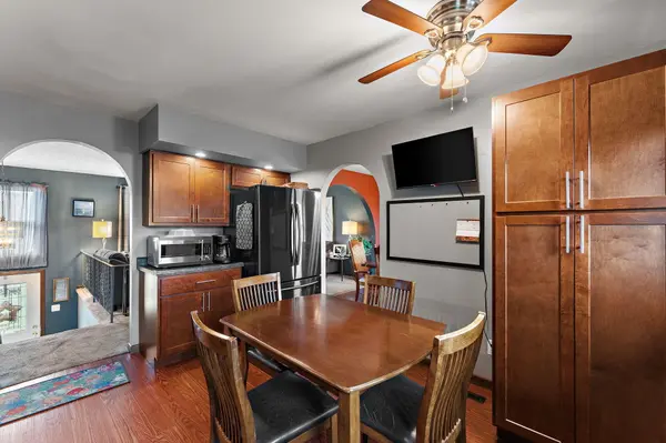 1250 Woodhollow CT, Schererville, IN 46375