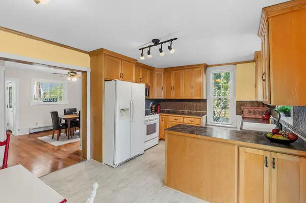 2697 8th AVE E, North Saint Paul, MN 55109