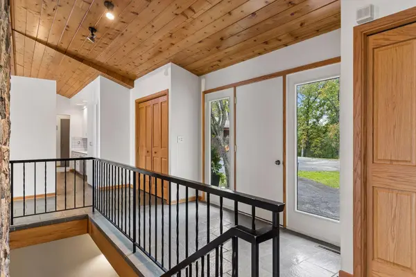 4720 55th AVE SW, Rochester, MN 55902