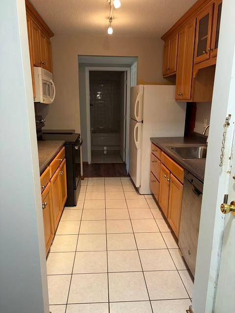 130 Demont AVE E #151, Little Canada, MN 55117