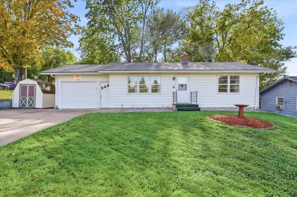 218 Maple ST, Le Sueur, MN 56058