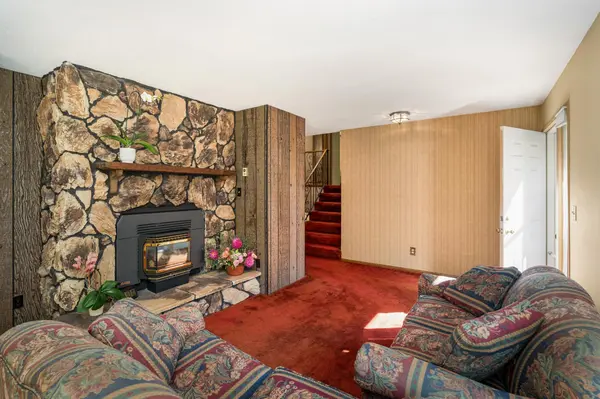 5731 Sunburst DR, Duluth, MN 55810