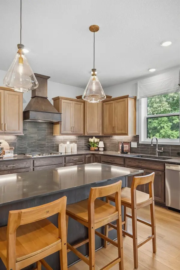 4187 Narrows Canyon TRL, Chaska, MN 55318