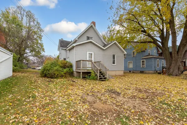 214 W College ST, Albert Lea, MN 56007