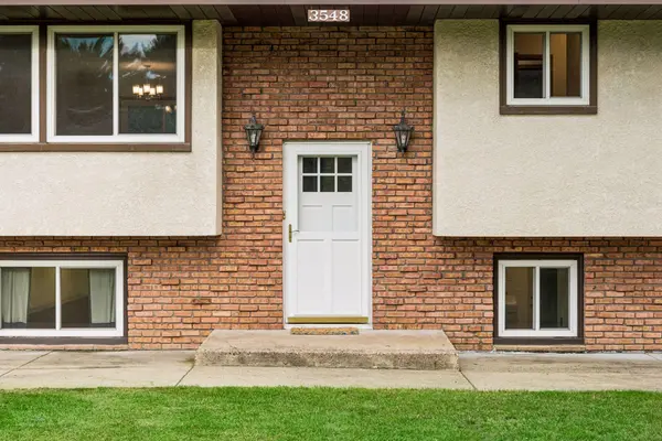 3548 Edgerton ST, Vadnais Heights, MN 55127