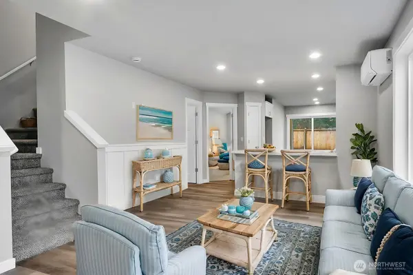 3712 NE 127 DR NE #B, Lake Stevens, WA 98258