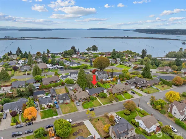 708 Hoyt AVE, Everett, WA 98201