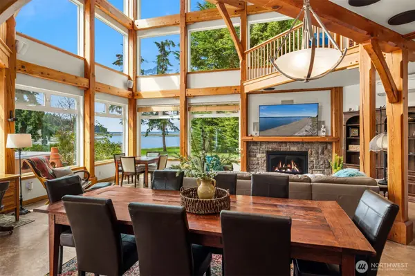 507 Race RD, Coupeville, WA 98239