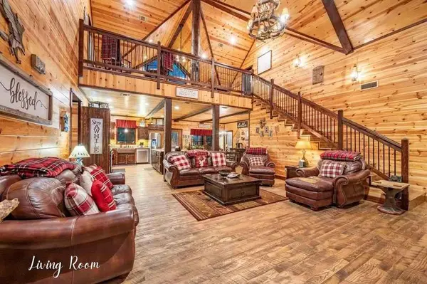 44 Pine Bluff RD, Broken Bow, OK 74728
