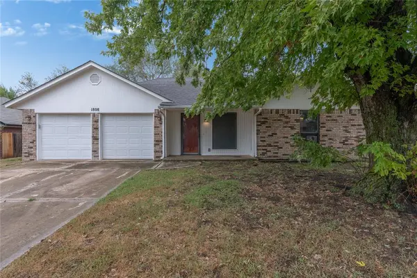 1808 Cimarron TRL, Choctaw, OK 73020