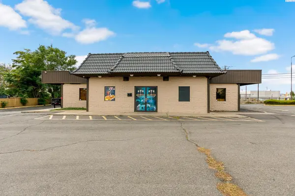 610 N 1st Street, Yakima, WA 98901