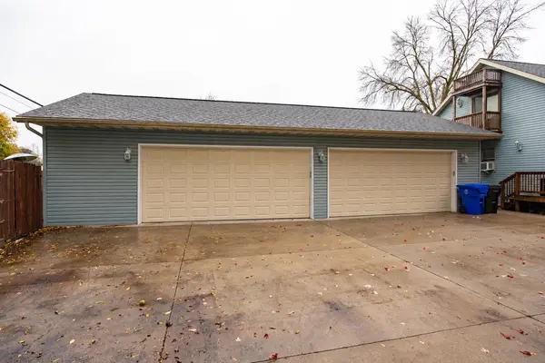 208 E CALUMET ST, Appleton, WI 54915