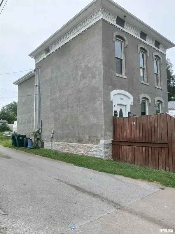 623 S 7TH ST, Quincy, IL 62301