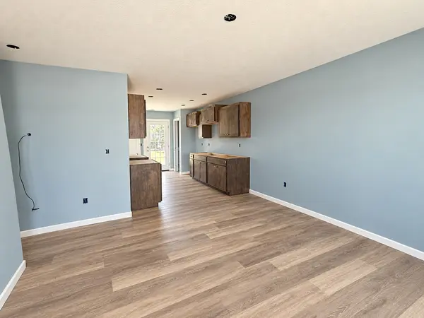 542 Highland Ln, Tullahoma, TN 37388