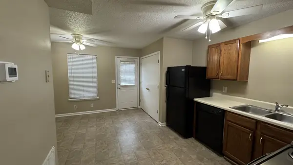 123 Ballygar St #3, Clarksville, TN 37043
